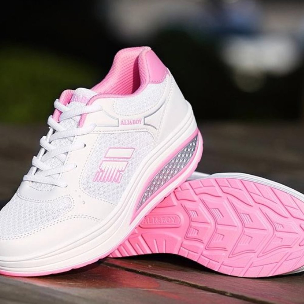 Ali & Boy Fashion Women Sneakers White & Pink NEW